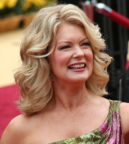 Entertainment Tonight host Mary Hart By Chrisa Hickey, CC BY 3.0, https://commons.wikimedia.org/w/index.php?curid=6610145