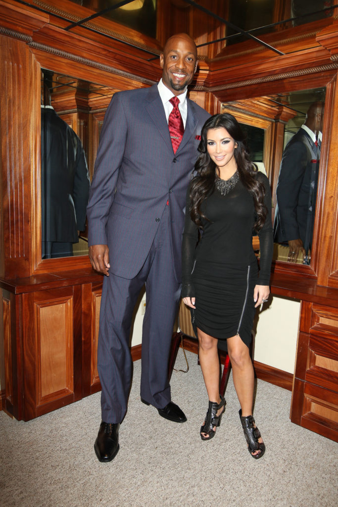 2009 GMs Alonzo Mourning and Kim Kardashian