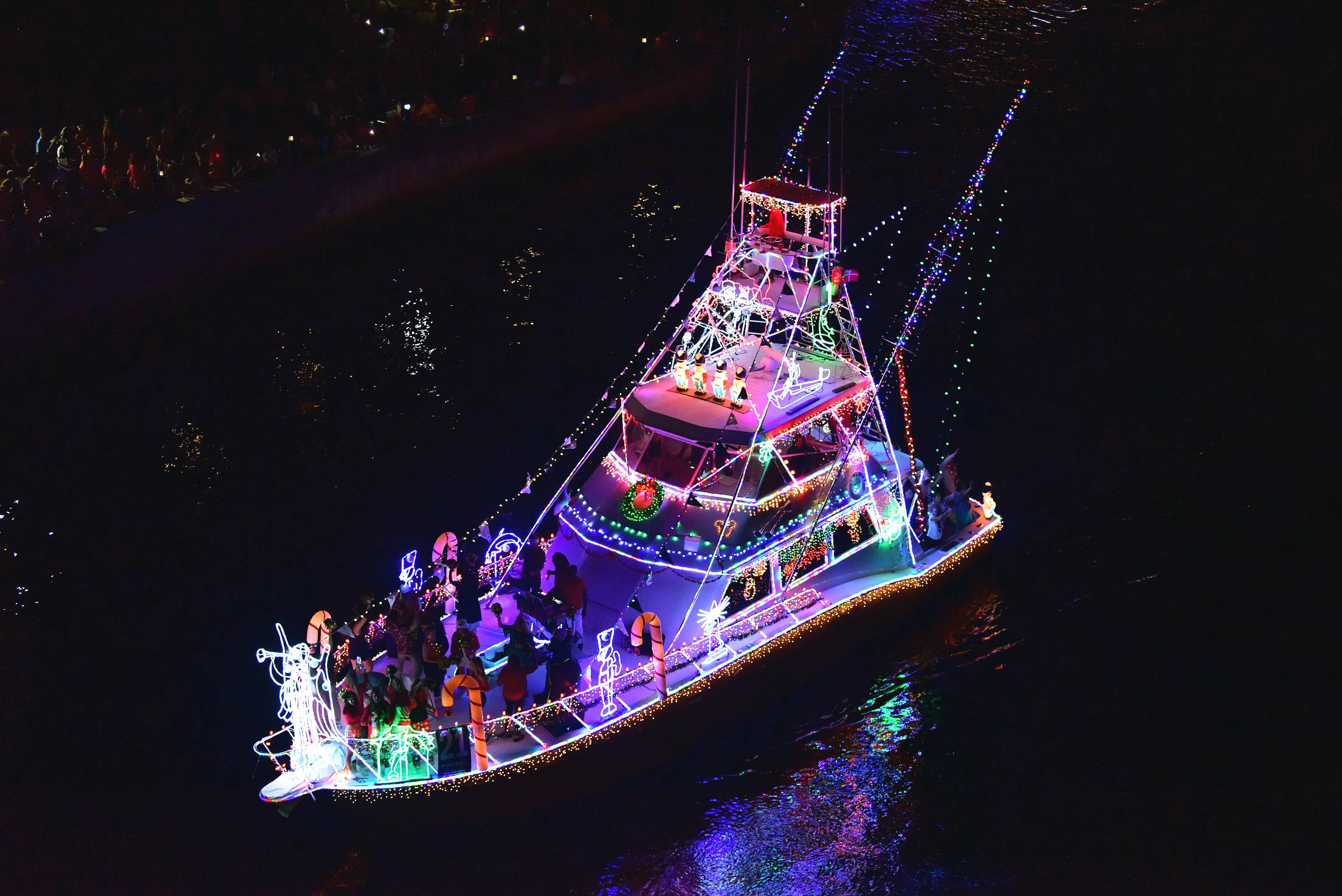 Mr Bobb, boat number 21 in the 2021 Winterfest Boat Parade