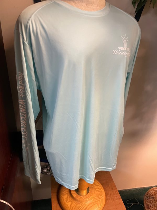 Aqua long sleeve and quick dry shirt front