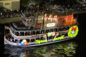 Santa Showboat Delivered By Amazon on board Jungle Queen, boat number 100 in the 2022 Winterfest Boat Parade